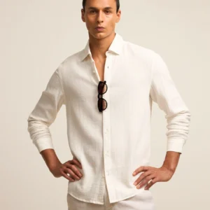 Camisa Regular em Tricoline com Textura de Listras Off White